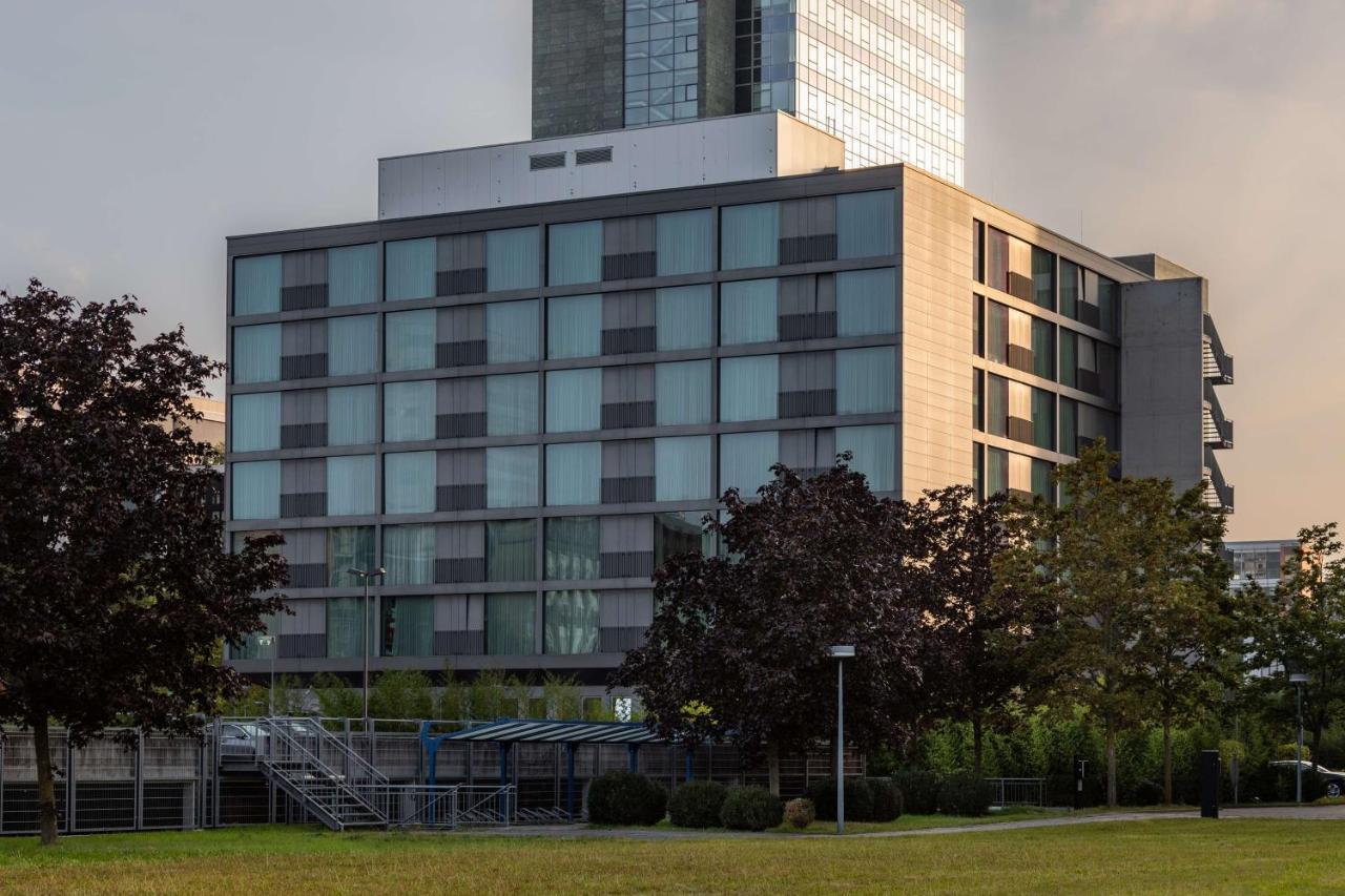 Doubletree By Hilton Frankfurt Niederrad Hotell Frankfurt am Main Eksteriør bilde