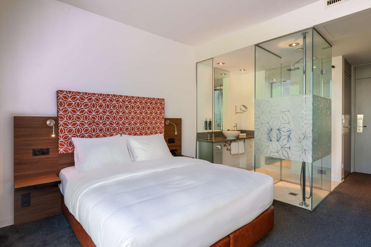 Doubletree By Hilton Frankfurt Niederrad Hotell Frankfurt am Main Eksteriør bilde