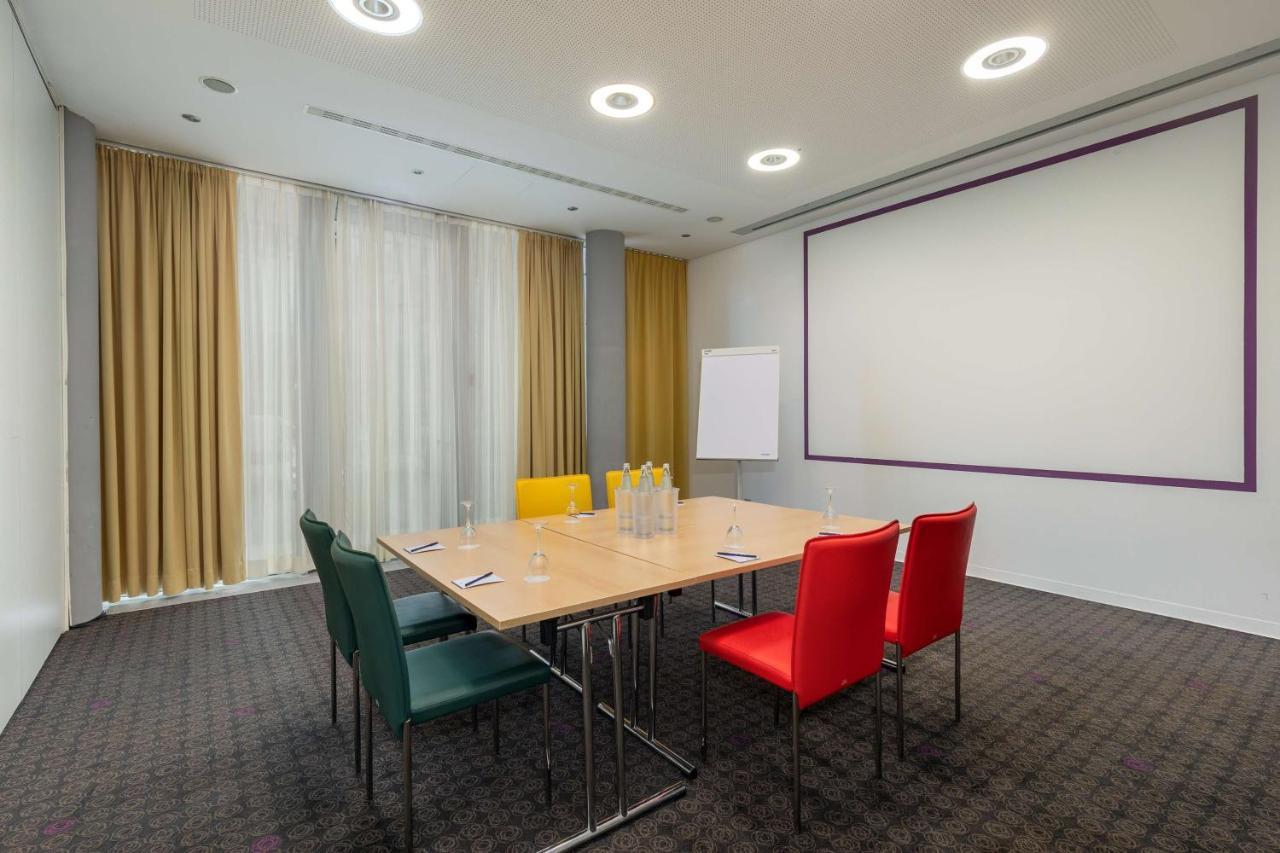 Doubletree By Hilton Frankfurt Niederrad Hotell Frankfurt am Main Eksteriør bilde