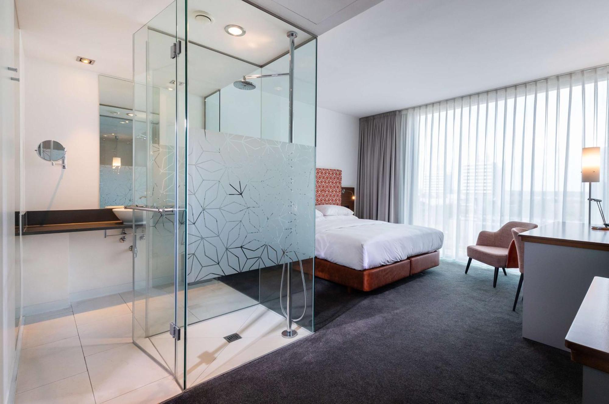 Doubletree By Hilton Frankfurt Niederrad Hotell Frankfurt am Main Eksteriør bilde
