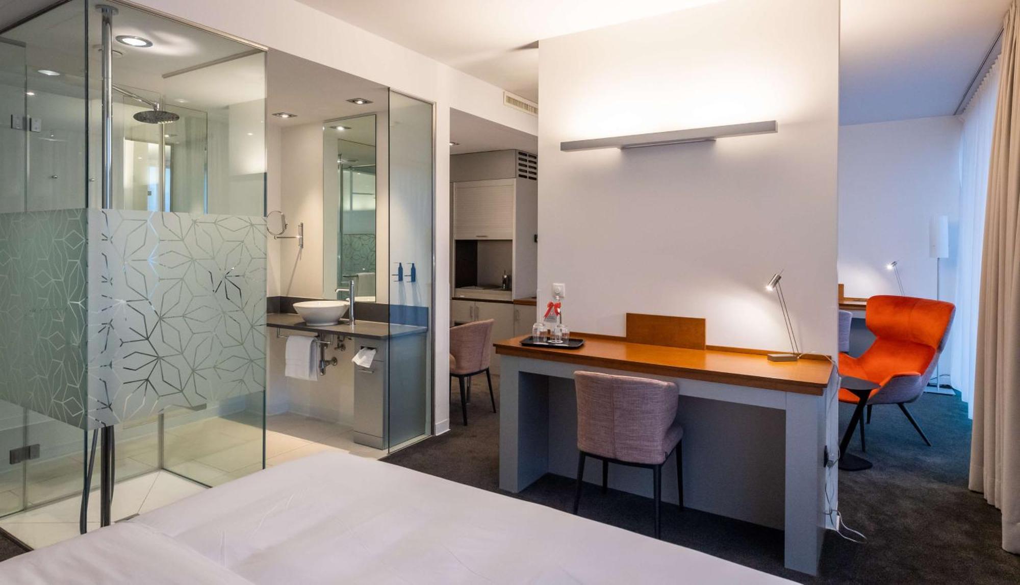 Doubletree By Hilton Frankfurt Niederrad Hotell Frankfurt am Main Eksteriør bilde