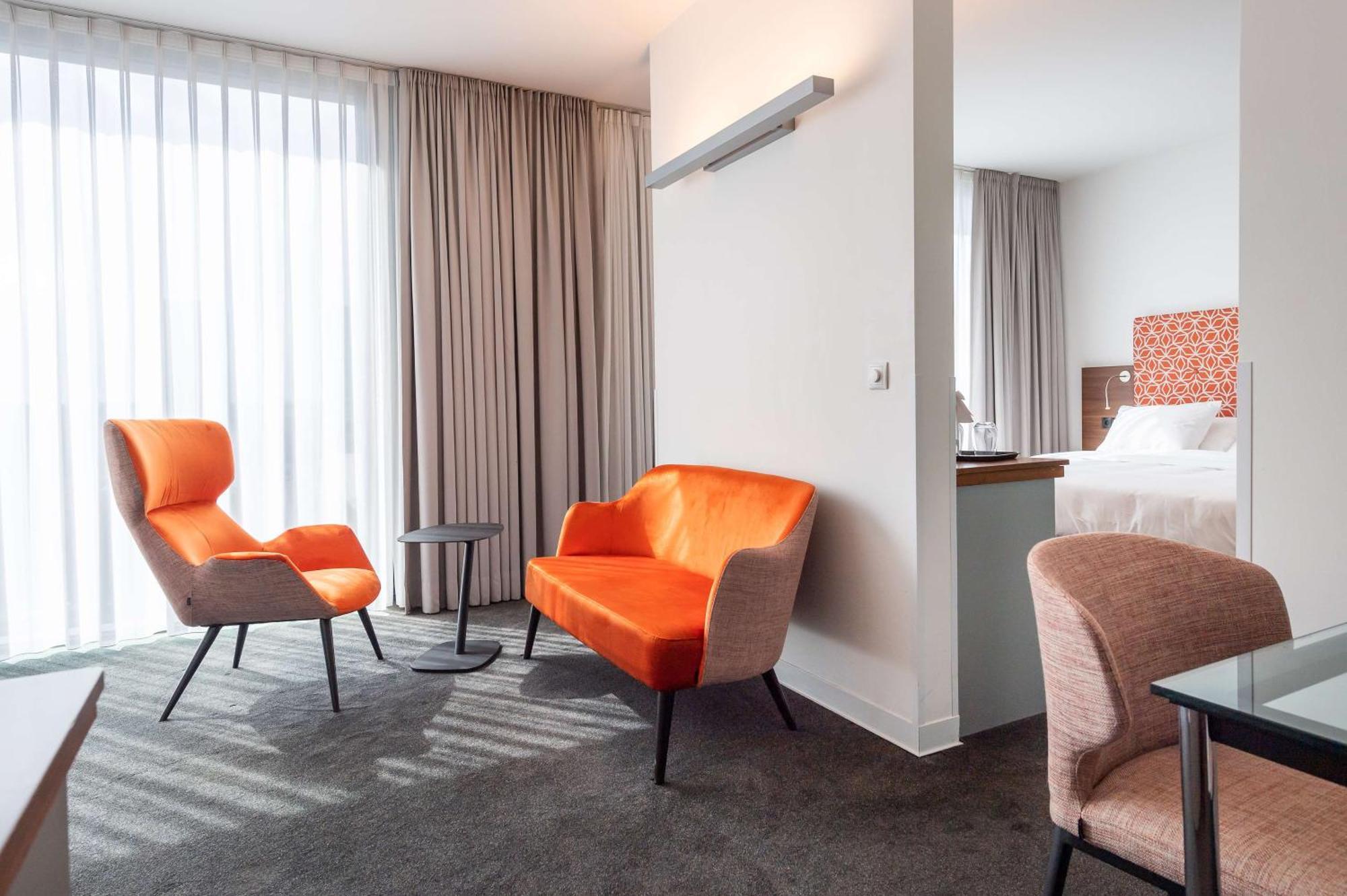 Doubletree By Hilton Frankfurt Niederrad Hotell Frankfurt am Main Eksteriør bilde