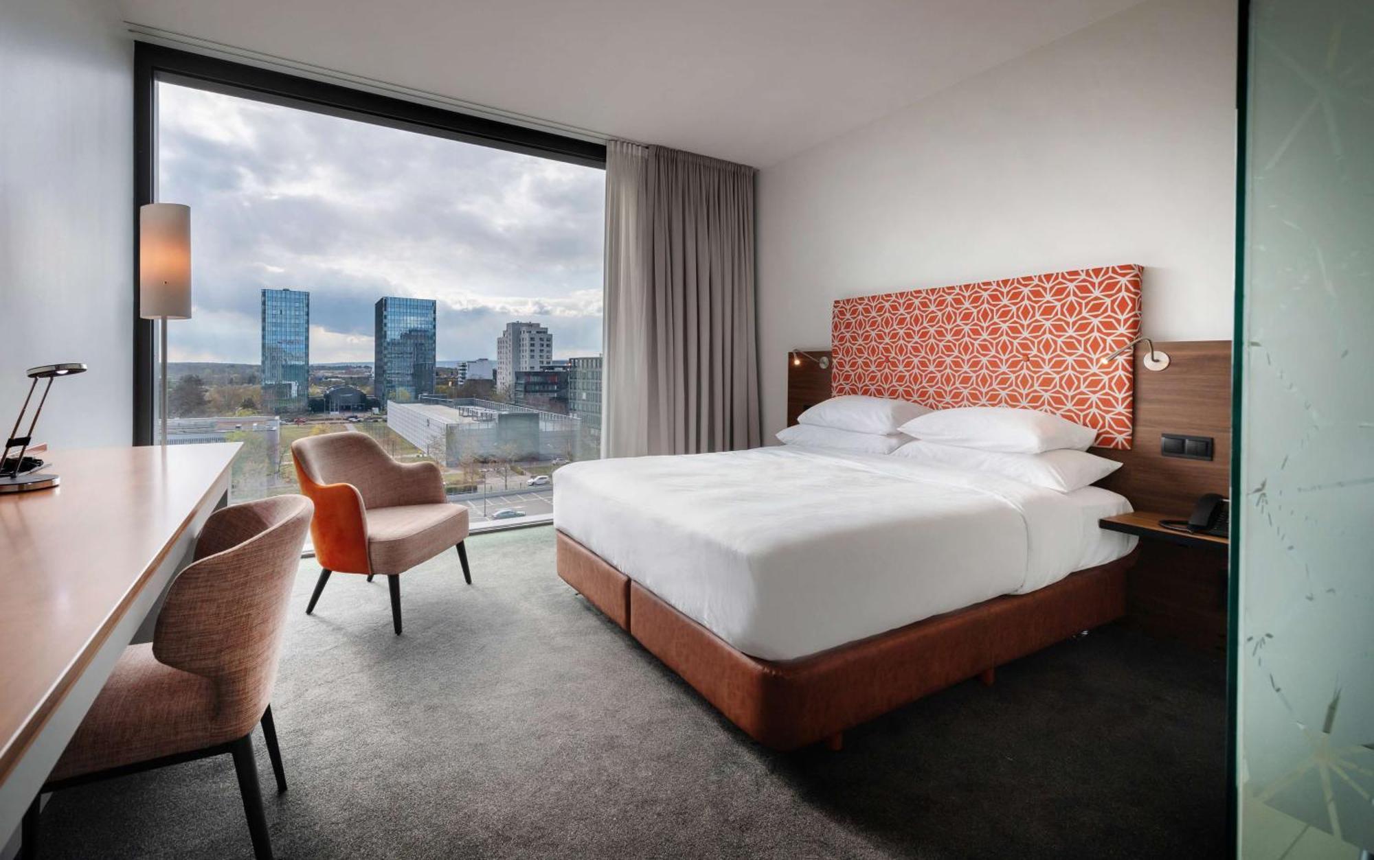 Doubletree By Hilton Frankfurt Niederrad Hotell Frankfurt am Main Eksteriør bilde